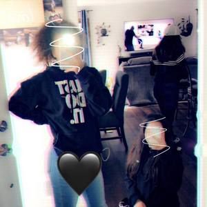 Meet your Posher, Shiya